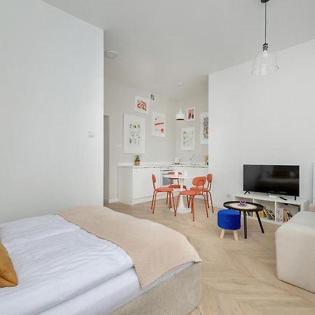 Bright Studio In The Centre Of Katowice Opolska By Noclegi Renters Exterior photo
