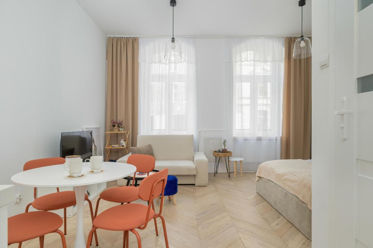 Bright Studio In The Centre Of Katowice Opolska By Noclegi Renters Exterior photo